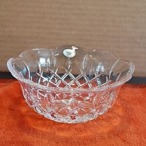 Crystal Clear Glass Serving Bowl